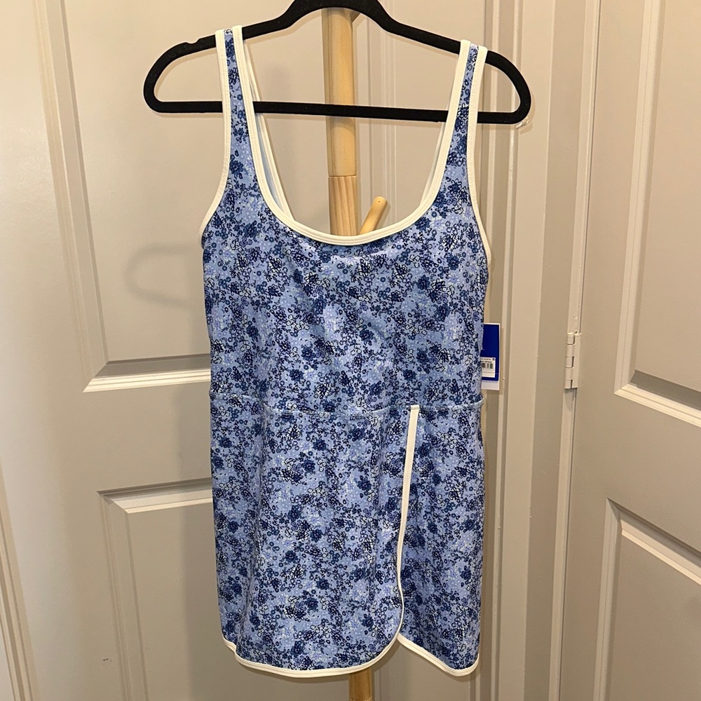 JoyLab Blue Floral Scoop Tank with Cream Trim